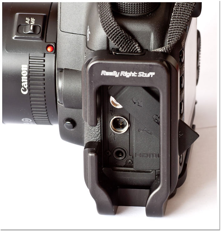 L Bracket de Really Right Stuff montado en una 5D Mark II de Canon
